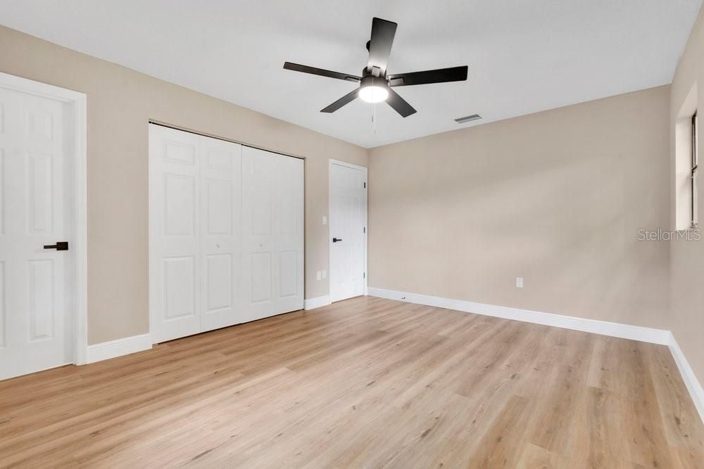 For Sale: $279,987 (3 beds, 2 baths, 1420 Square Feet)