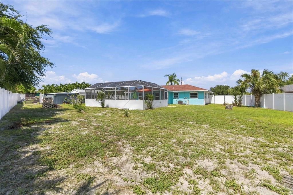 For Sale: $499,900 (3 beds, 2 baths, 1420 Square Feet)