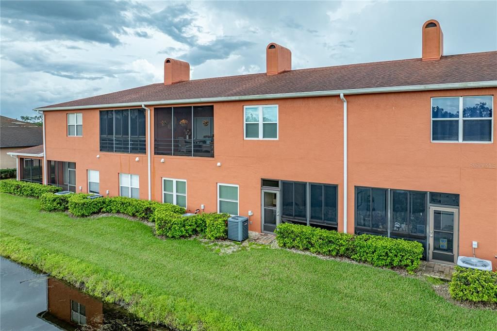 For Sale: $225,000 (2 beds, 2 baths, 1160 Square Feet)