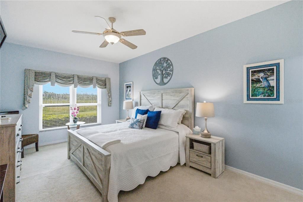 For Sale: $225,000 (2 beds, 2 baths, 1160 Square Feet)