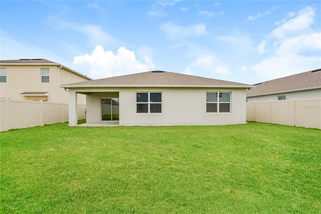 For Rent: $2,820 (4 beds, 2 baths, 1846 Square Feet)