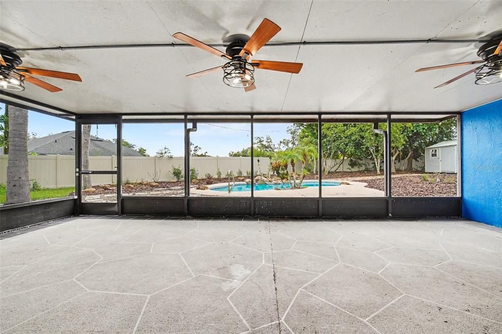 For Sale: $349,900 (3 beds, 2 baths, 1501 Square Feet)