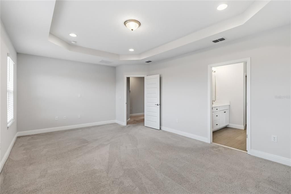 На продажу: $879,999 (4 спален, 3 ванн, 2931 Квадратных фут)