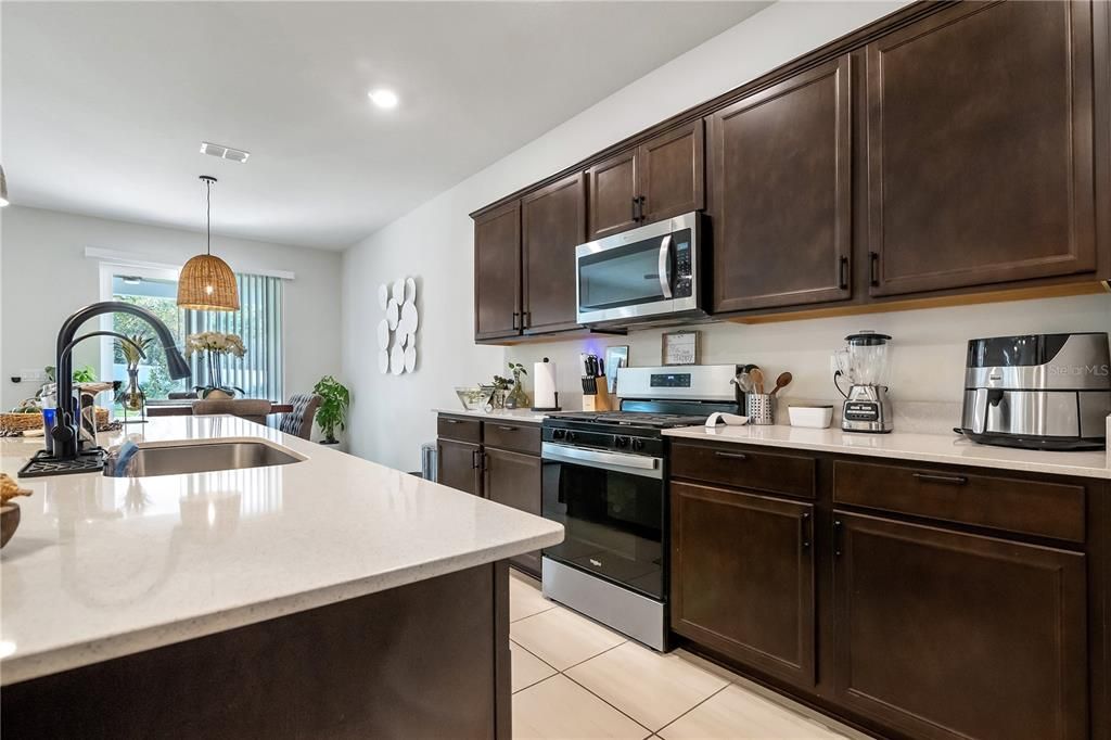 For Sale: $528,900 (4 beds, 3 baths, 2847 Square Feet)