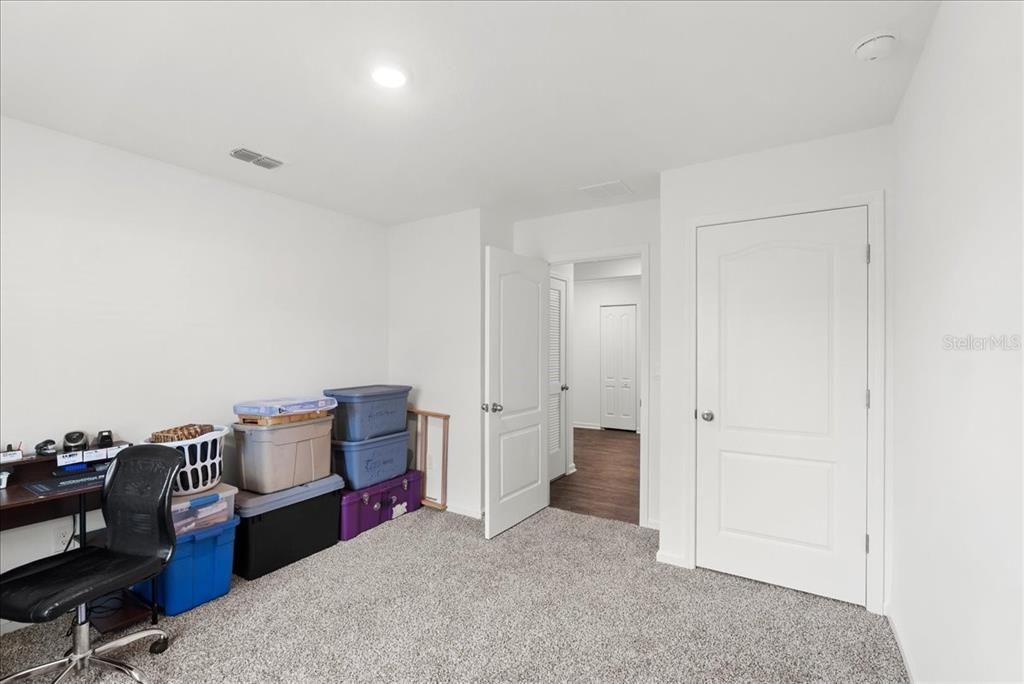 For Sale: $325,000 (4 beds, 2 baths, 1862 Square Feet)