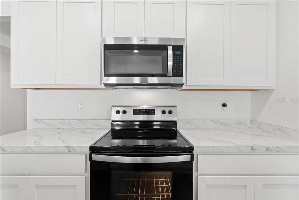 For Sale: $325,000 (4 beds, 2 baths, 1862 Square Feet)