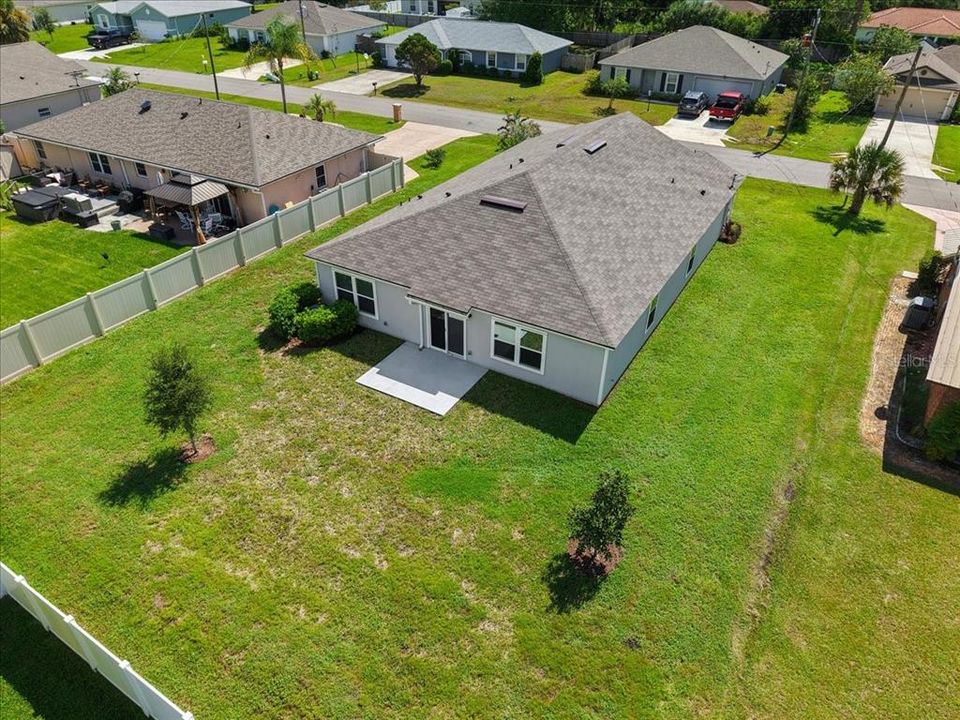 For Sale: $325,000 (4 beds, 2 baths, 1862 Square Feet)