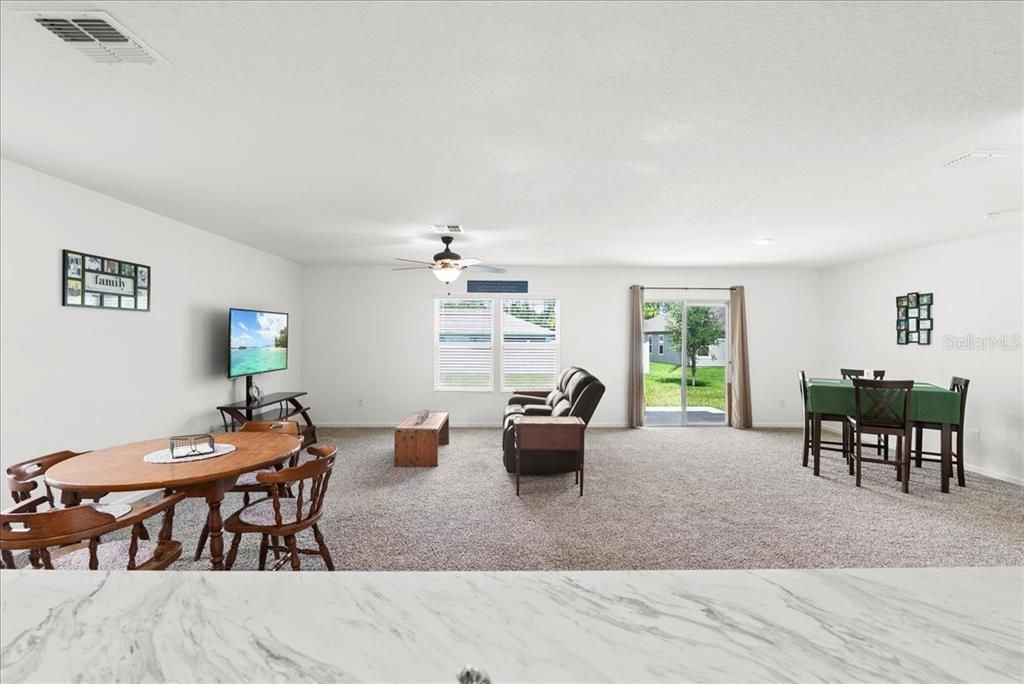 For Sale: $325,000 (4 beds, 2 baths, 1862 Square Feet)
