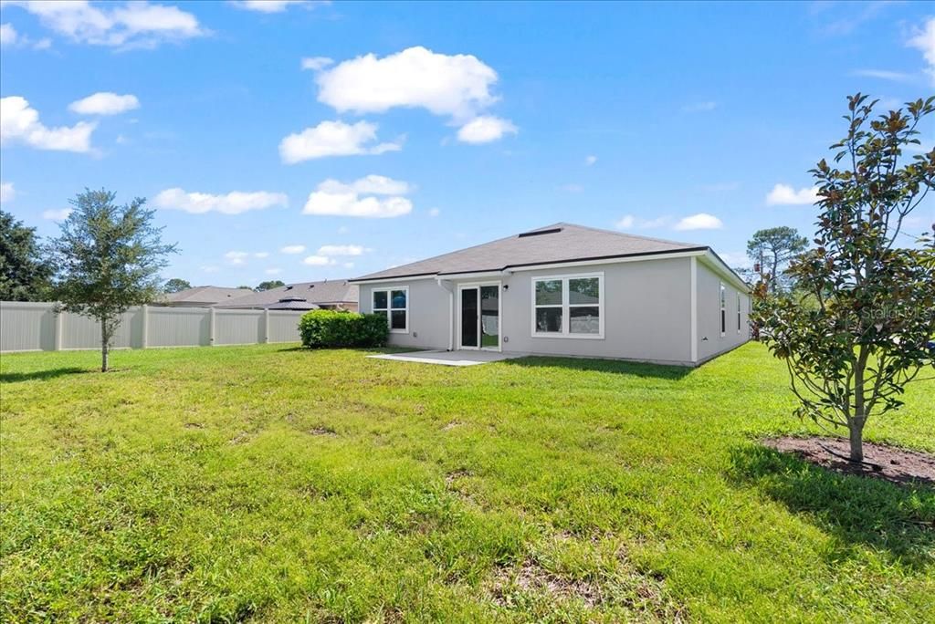 For Sale: $325,000 (4 beds, 2 baths, 1862 Square Feet)