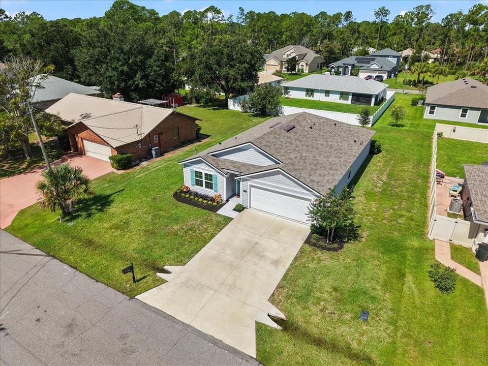 For Sale: $325,000 (4 beds, 2 baths, 1862 Square Feet)