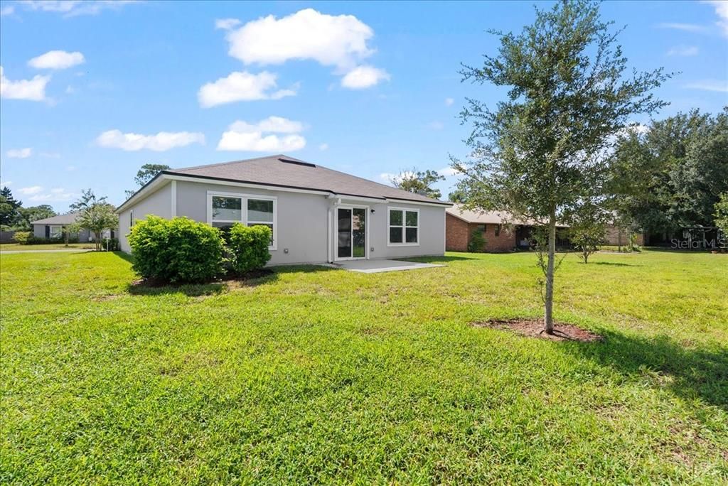 For Sale: $325,000 (4 beds, 2 baths, 1862 Square Feet)