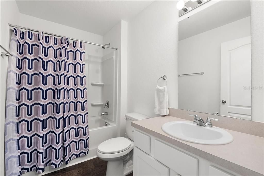 For Sale: $325,000 (4 beds, 2 baths, 1862 Square Feet)