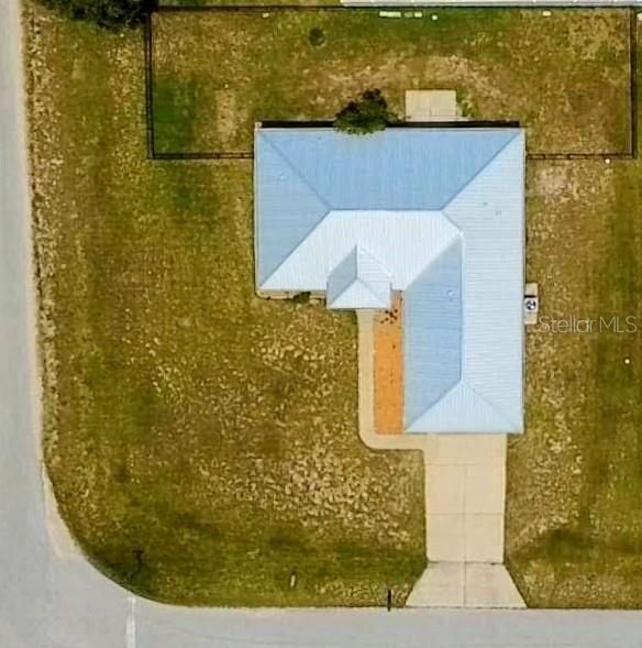 На продажу: $254,990 (3 спален, 2 ванн, 1392 Квадратных фут)