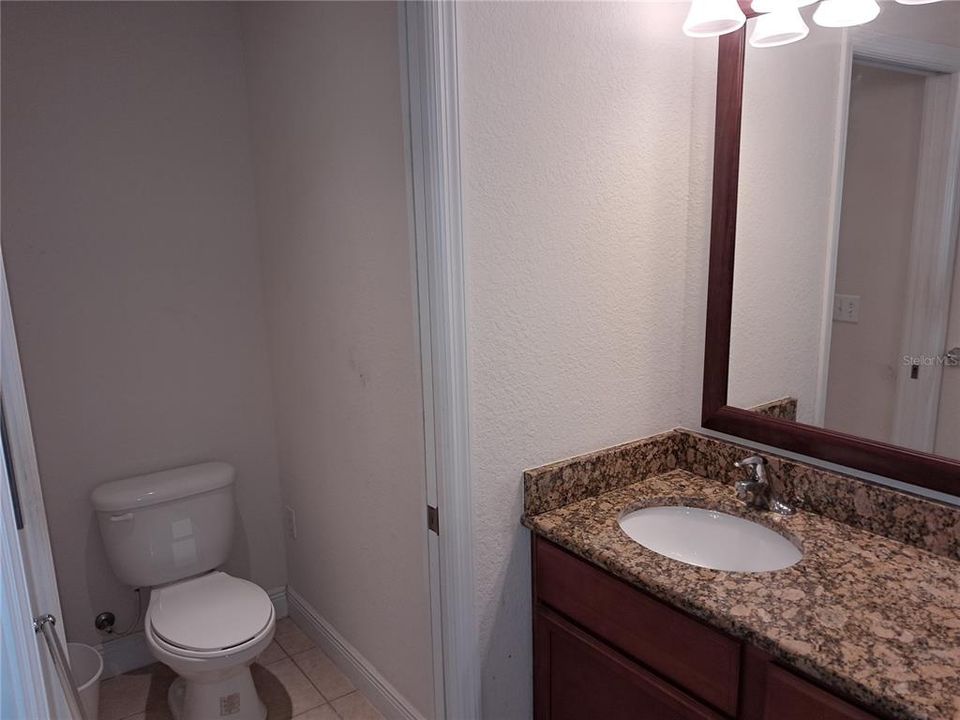 For Sale: $195,000 (2 beds, 2 baths, 1057 Square Feet)