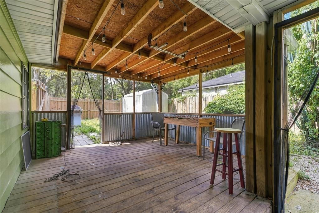 En Venta: $287,000 (3 camas, 2 baños, 1420 Pies cuadrados)