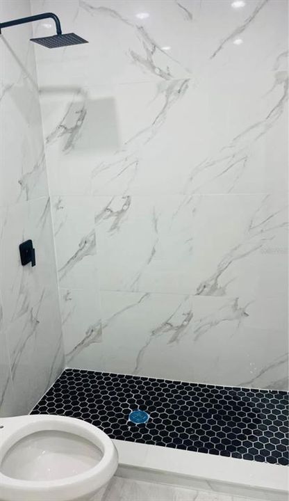 En Venta: $379,999 (3 camas, 2 baños, 1251 Pies cuadrados)