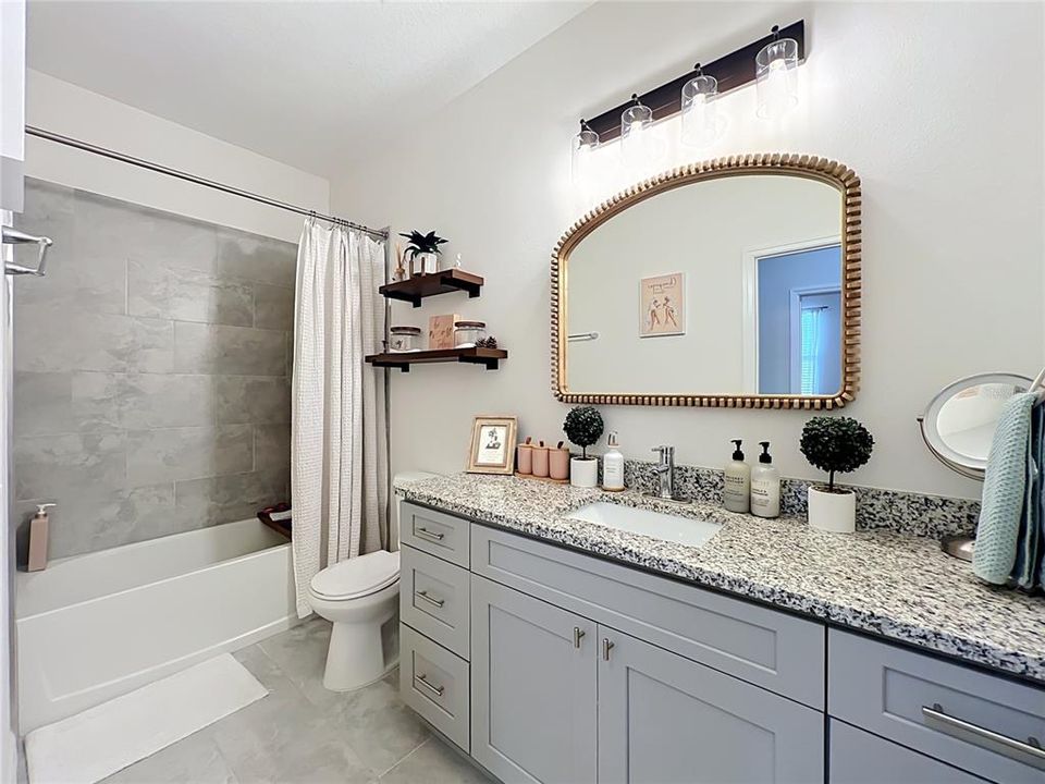 For Sale: $309,900 (2 beds, 2 baths, 1350 Square Feet)
