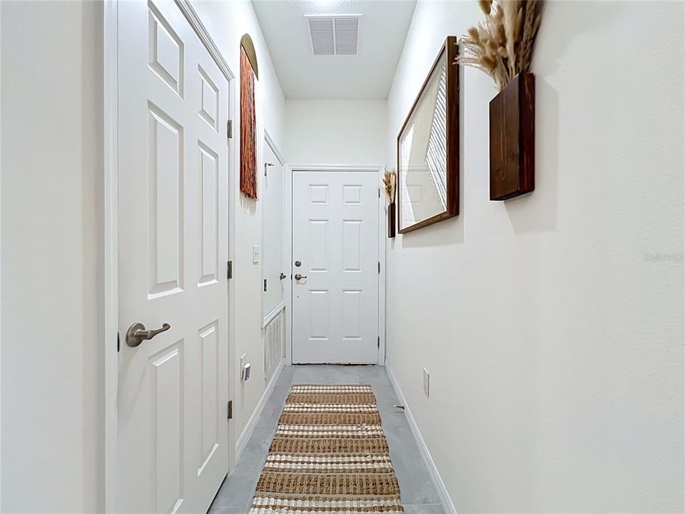 For Sale: $309,900 (2 beds, 2 baths, 1350 Square Feet)