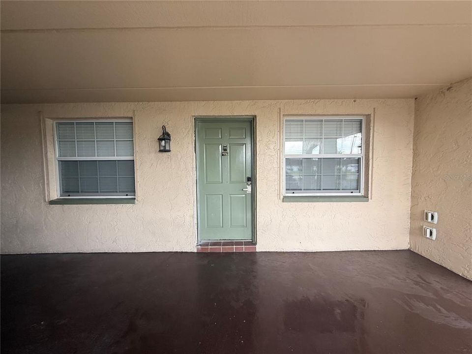 For Rent: $1,450 (1 beds, 1 baths, 770 Square Feet)