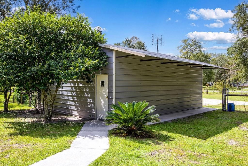 For Sale: $499,900 (3 beds, 2 baths, 2648 Square Feet)
