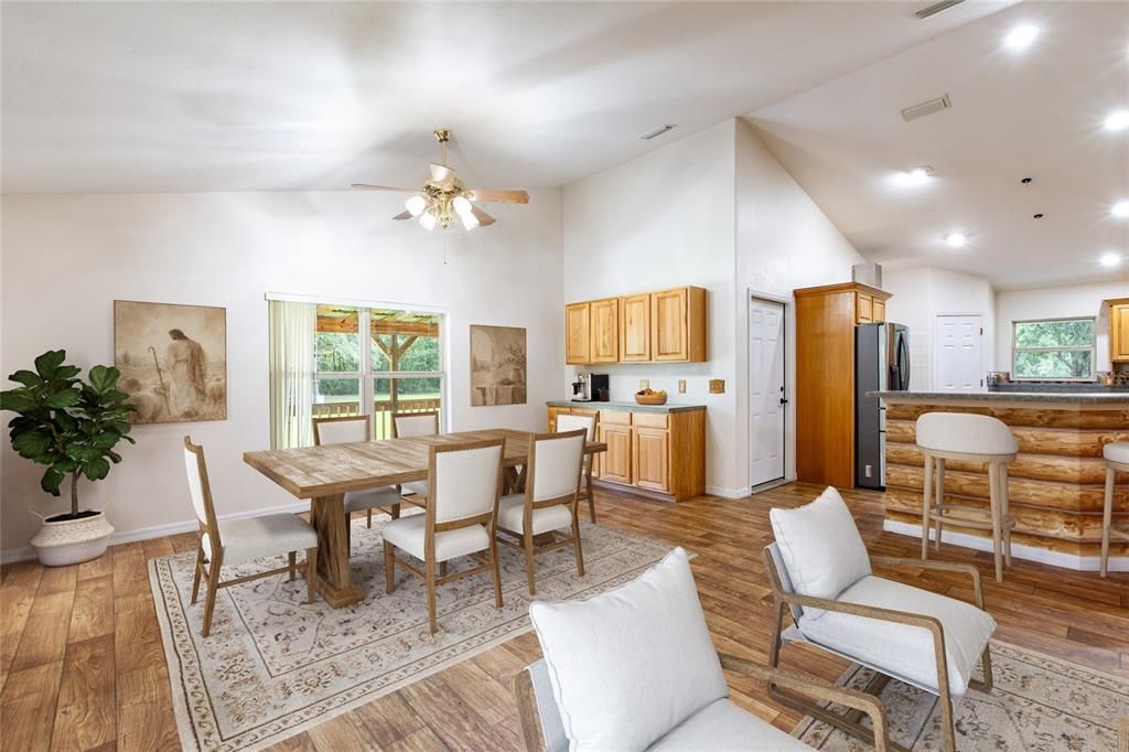 For Sale: $499,900 (3 beds, 2 baths, 2648 Square Feet)