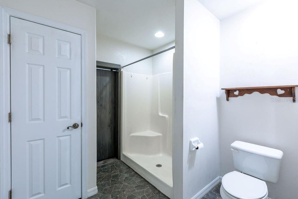 For Sale: $499,900 (3 beds, 2 baths, 2648 Square Feet)