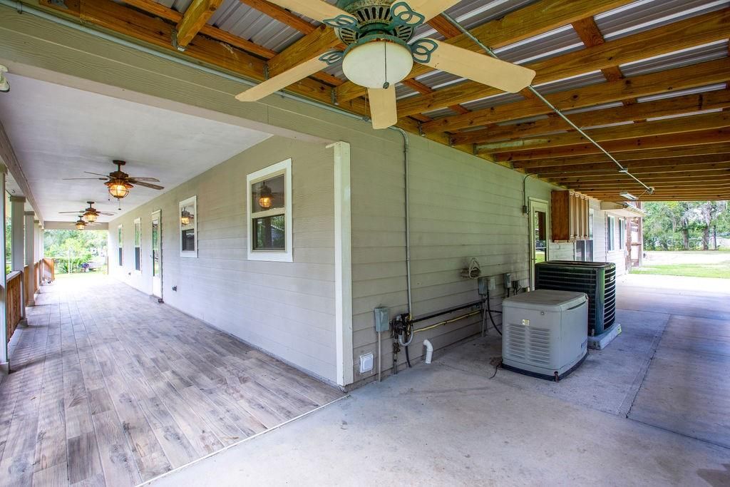 For Sale: $499,900 (3 beds, 2 baths, 2648 Square Feet)