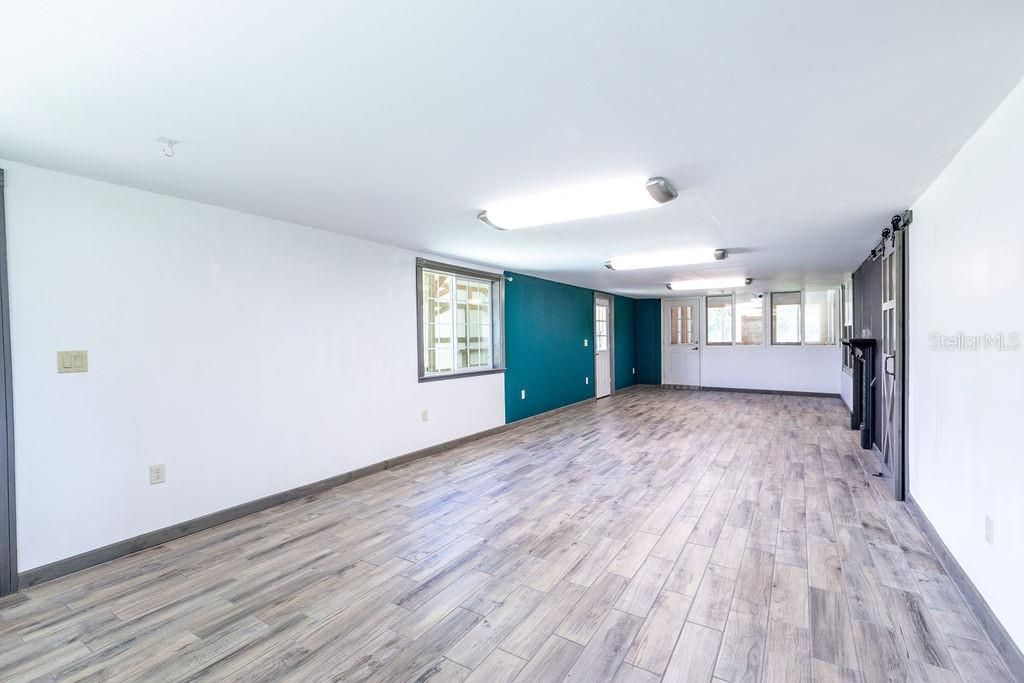 For Sale: $499,900 (3 beds, 2 baths, 2648 Square Feet)