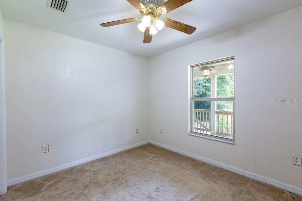 For Sale: $499,900 (3 beds, 2 baths, 2648 Square Feet)