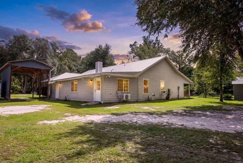 For Sale: $499,900 (3 beds, 2 baths, 2648 Square Feet)