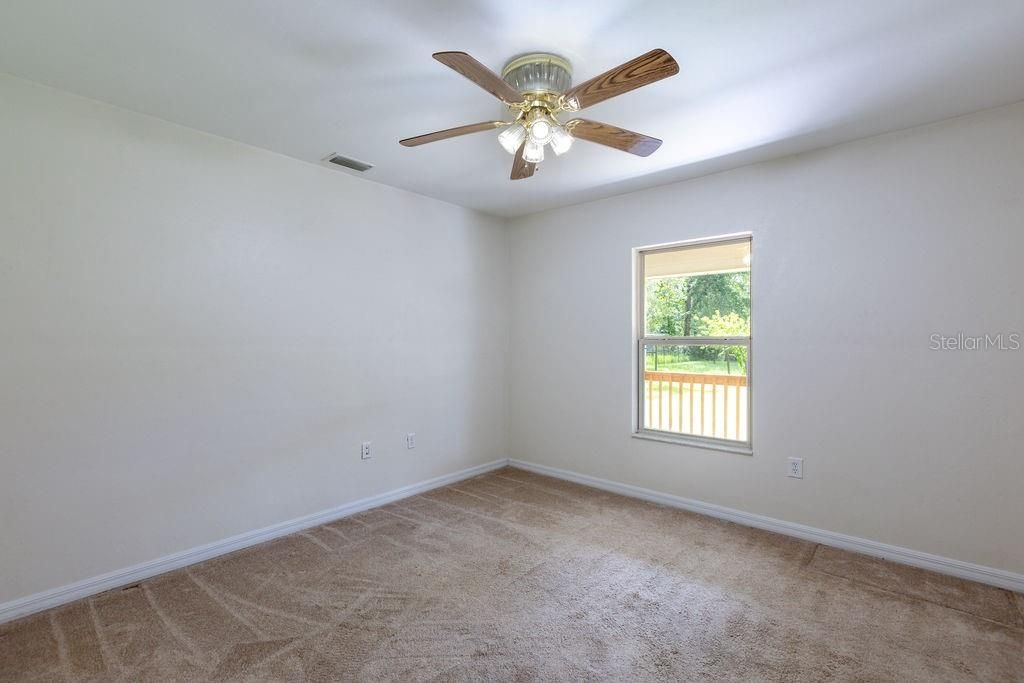 For Sale: $499,900 (3 beds, 2 baths, 2648 Square Feet)