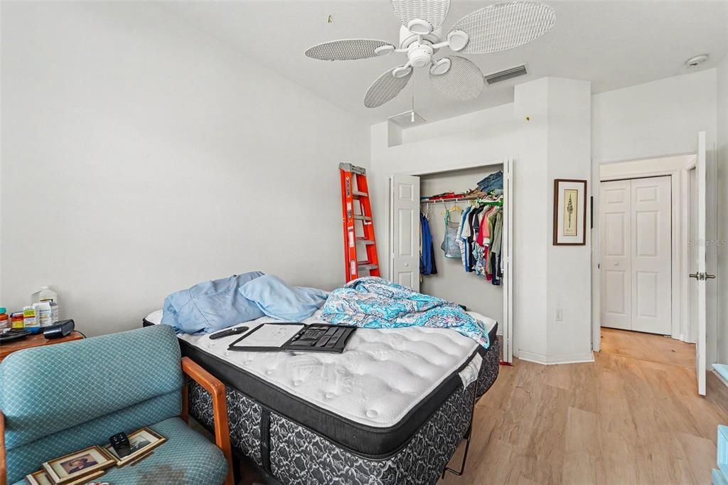 For Sale: $210,000 (2 beds, 2 baths, 1526 Square Feet)