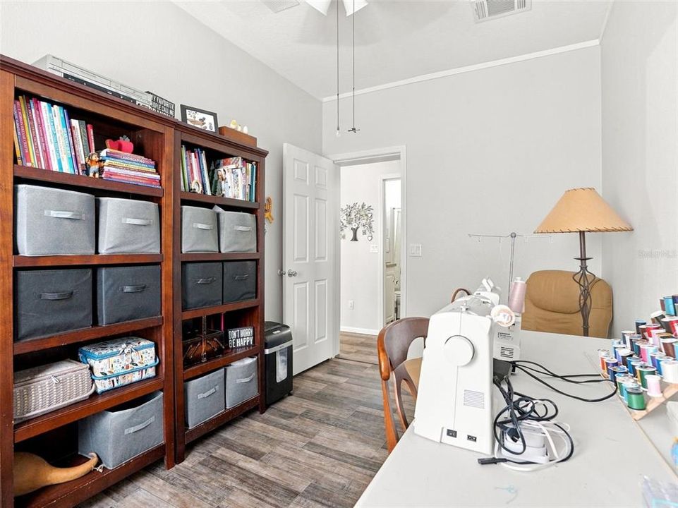 For Sale: $410,000 (3 beds, 2 baths, 1484 Square Feet)