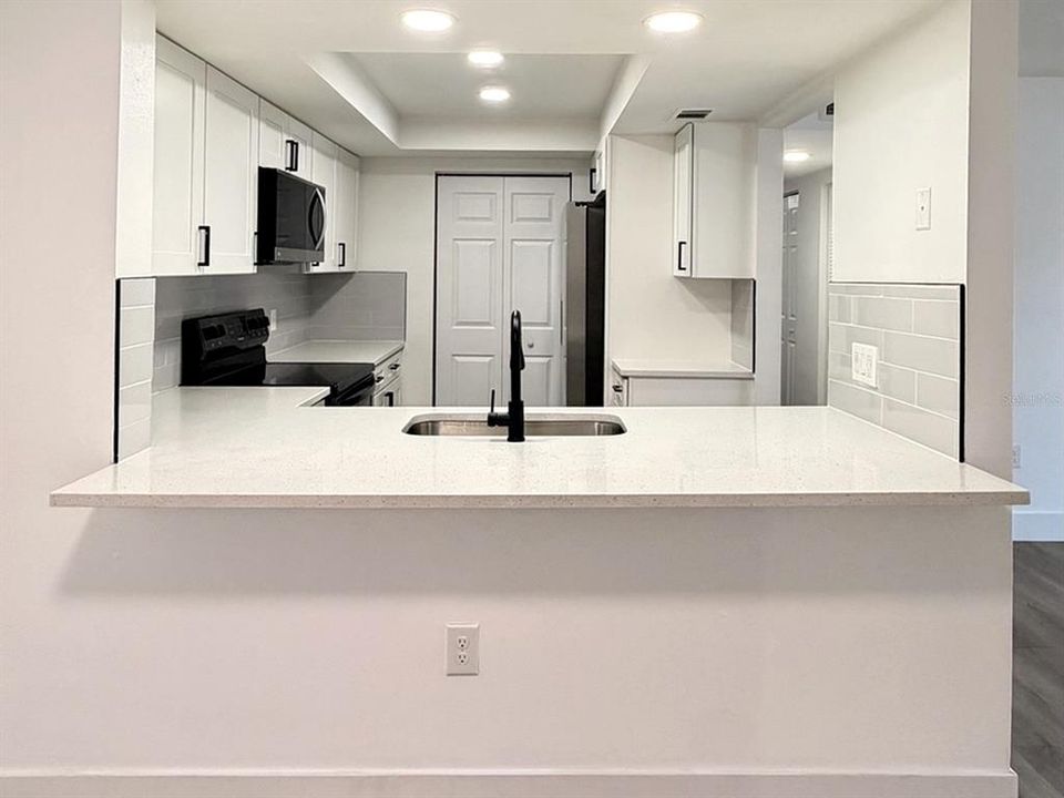 For Rent: $1,850 (2 beds, 2 baths, 1132 Square Feet)