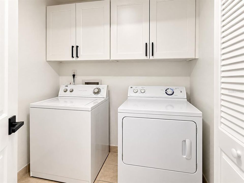 For Rent: $1,850 (2 beds, 2 baths, 1132 Square Feet)