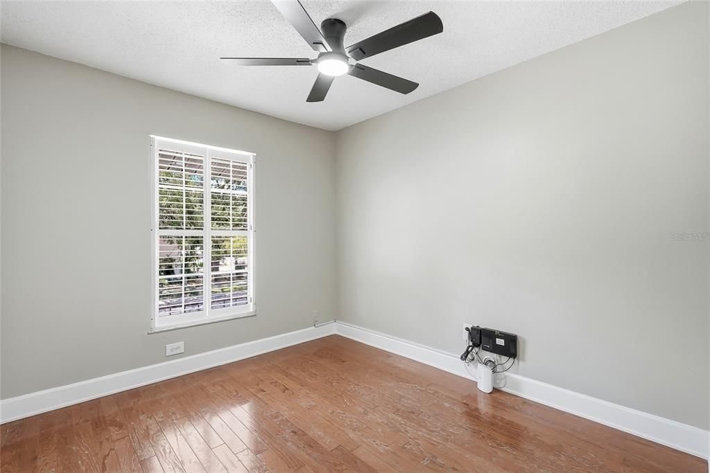 For Rent: $2,200 (3 beds, 2 baths, 1453 Square Feet)