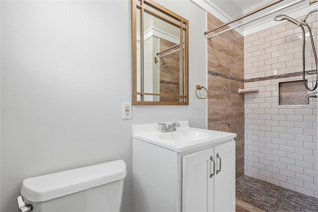 For Rent: $2,200 (3 beds, 2 baths, 1453 Square Feet)