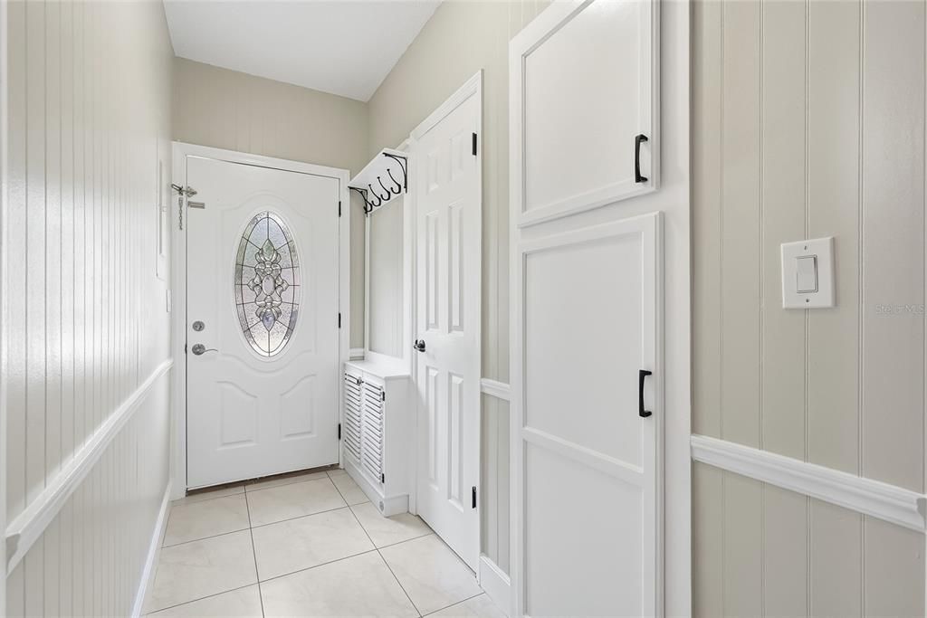 For Rent: $2,200 (3 beds, 2 baths, 1453 Square Feet)