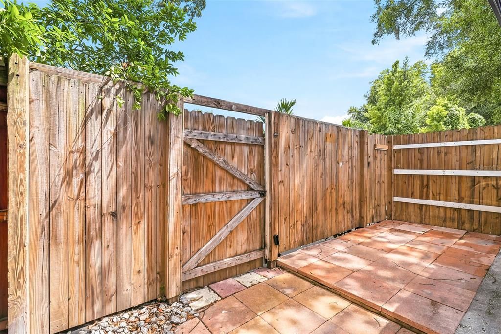 For Rent: $2,200 (3 beds, 2 baths, 1453 Square Feet)