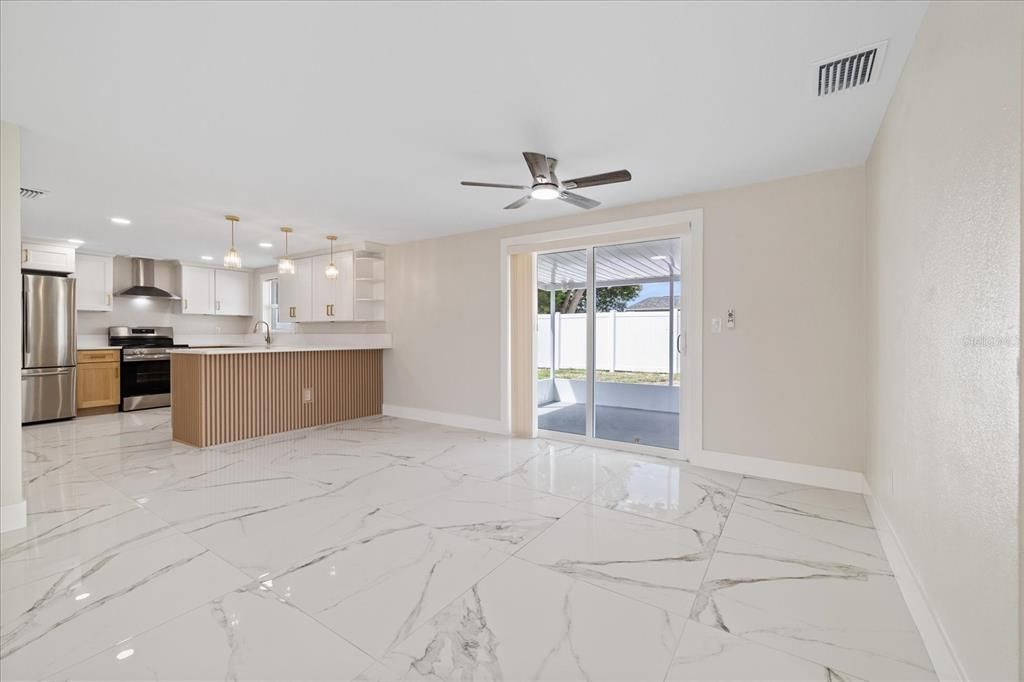 For Sale: $314,900 (3 beds, 2 baths, 1356 Square Feet)