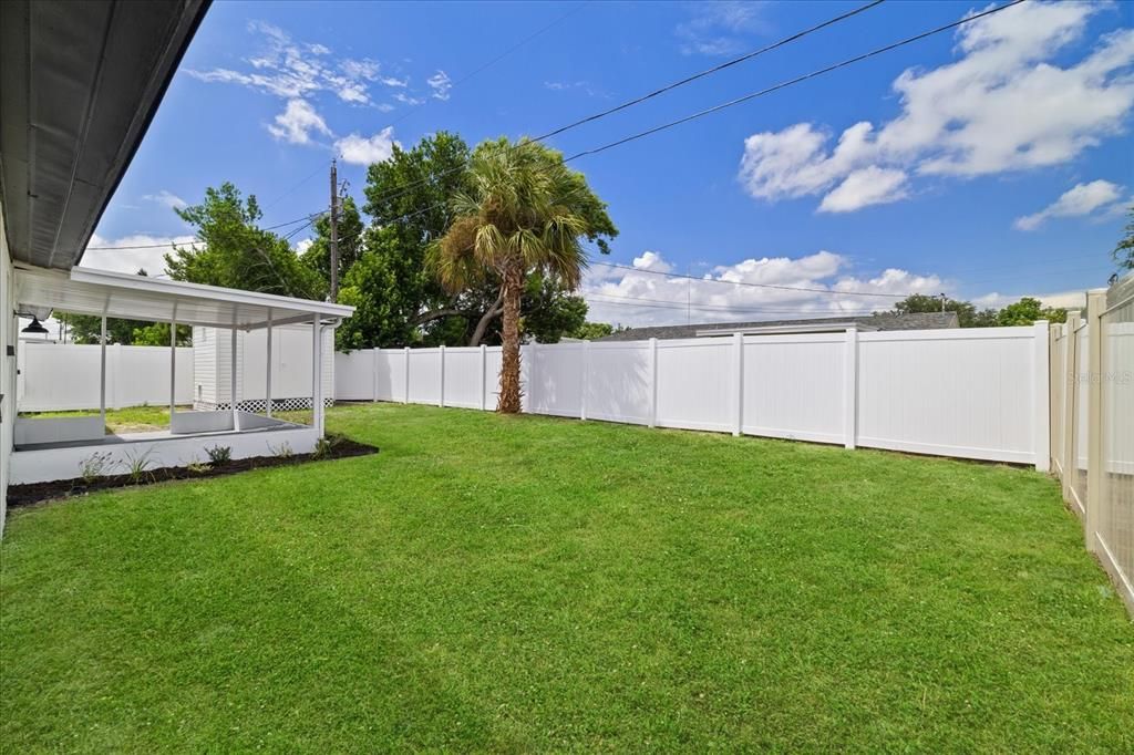 For Sale: $314,900 (3 beds, 2 baths, 1356 Square Feet)