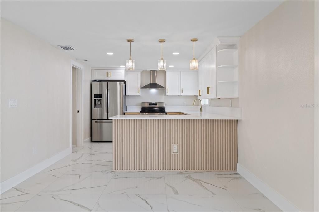 For Sale: $314,900 (3 beds, 2 baths, 1356 Square Feet)