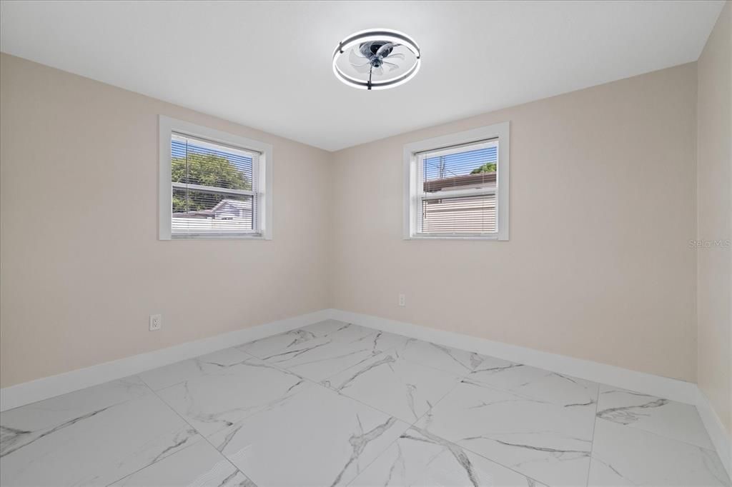 For Sale: $314,900 (3 beds, 2 baths, 1356 Square Feet)