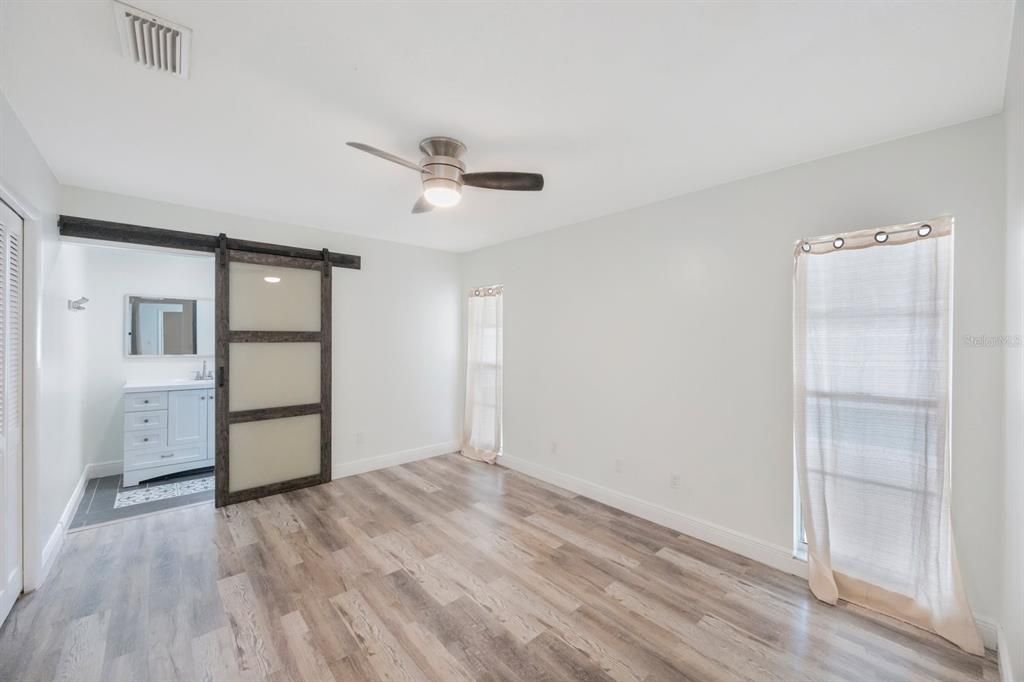 В аренду: $2,950 (4 спален, 2 ванн, 1344 Квадратных фут)