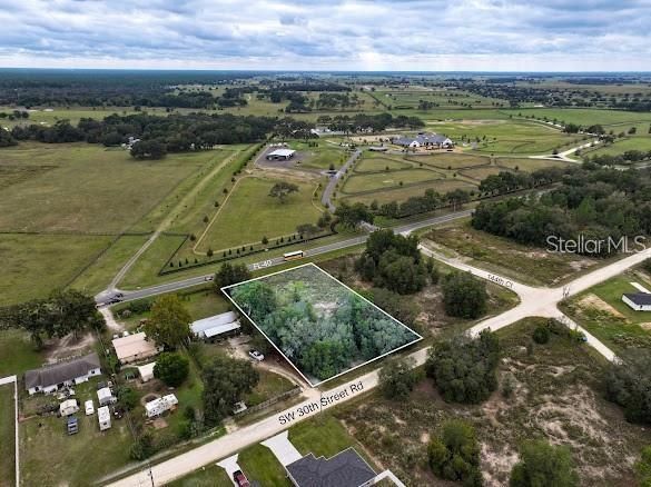 待售: $35,000 (0.93 acres)