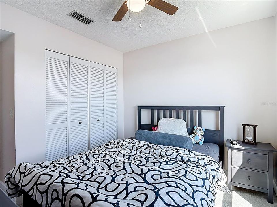 For Sale: $279,999 (2 beds, 2 baths, 874 Square Feet)