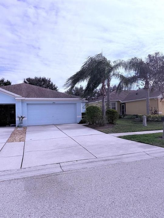 For Sale: $244,900 (2 beds, 2 baths, 1215 Square Feet)