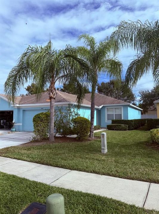 For Sale: $244,900 (2 beds, 2 baths, 1215 Square Feet)