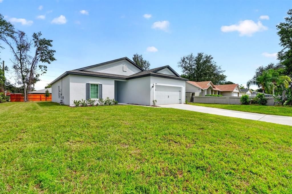 На продажу: $349,999 (3 спален, 2 ванн, 1540 Квадратных фут)
