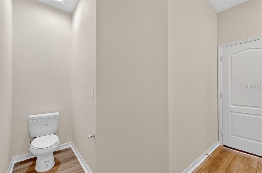 На продажу: $349,999 (3 спален, 2 ванн, 1540 Квадратных фут)